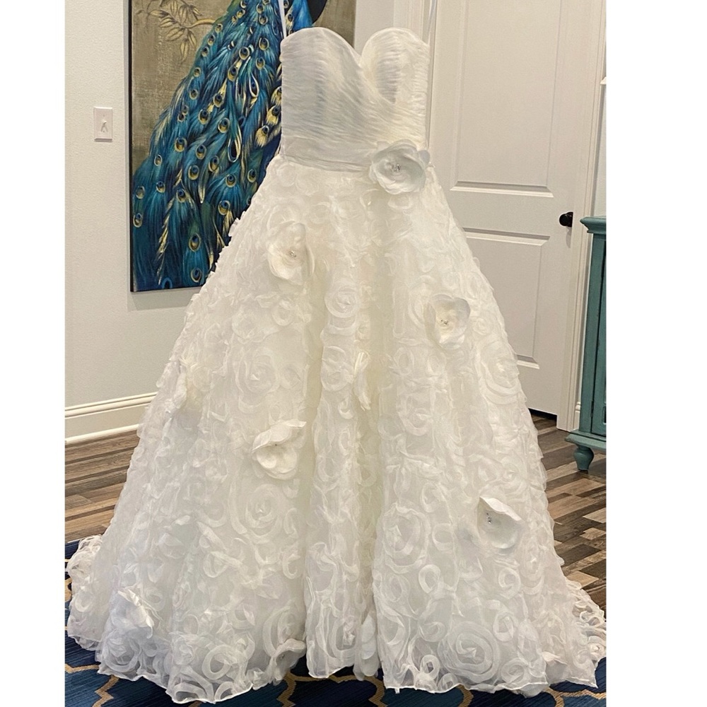 Moro Lee by Madeline Gardner Wedding Dress